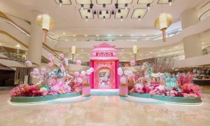 「骏马星驰 锦簇而至」 太古广场及星街小区 刺绣骏马昂首阔步迎马年